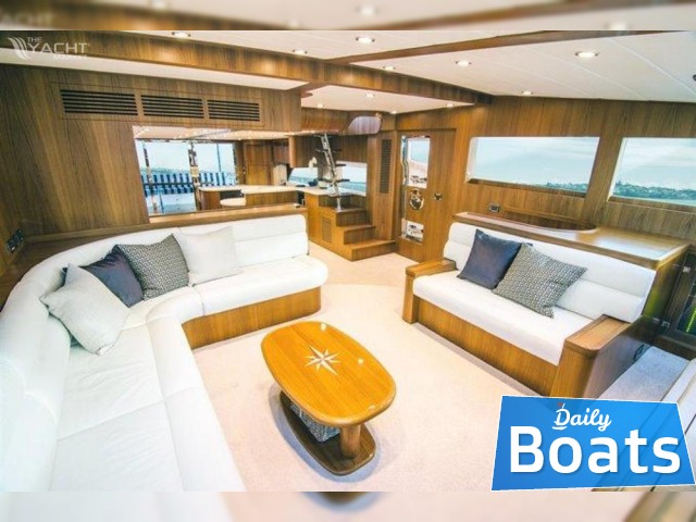 Buy 2019 Johnson 80 Flybridge
