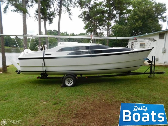 2005 MacGregor 26M na prodej