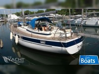 Hallberg Rassy 352