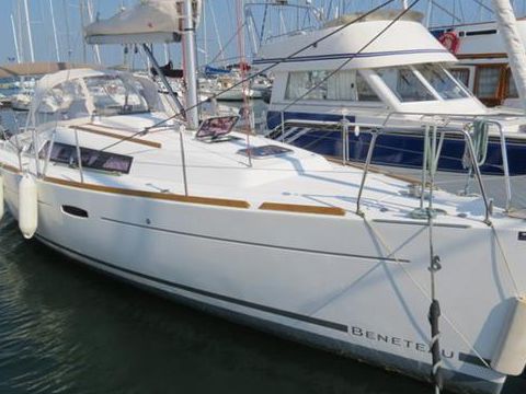 Beneteau Oceanis 34