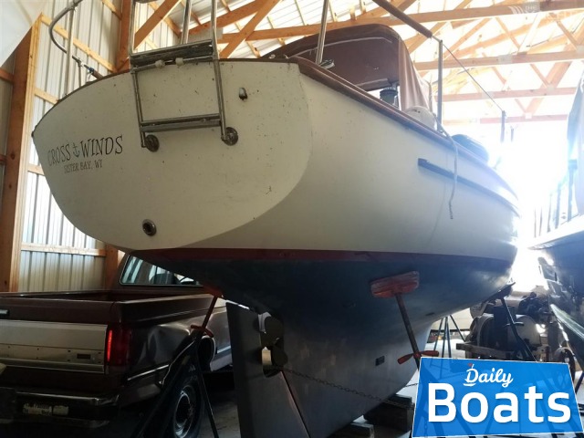 1975 Cape Dory 28