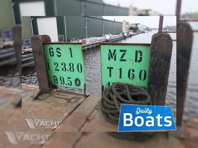 1950  Pontoon Coupling Pontoon
