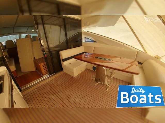 2006 Princess V70