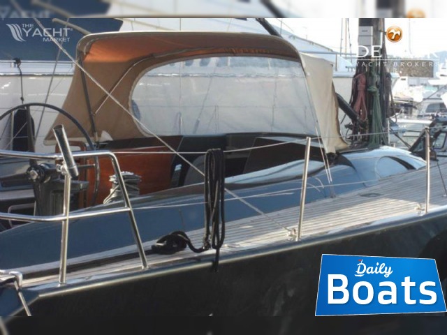 Buy 2004 Maxi Dolphin 65