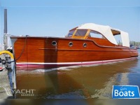 Moonday Yachts 31