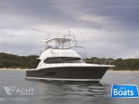 Riviera Marine 43 Flybridge