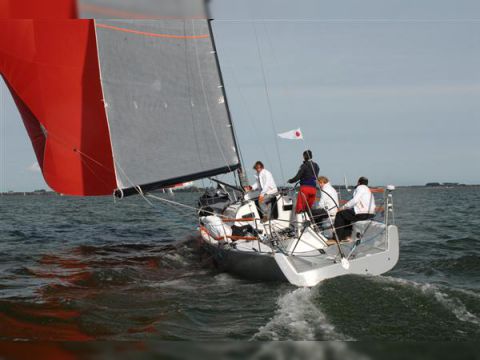 J Boats J/125 J125