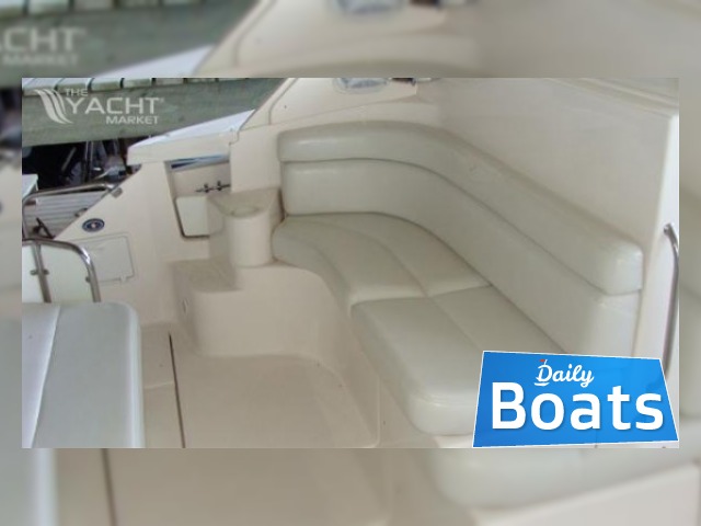 Buy 2004 Regal 4260 Commodore