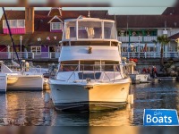 Silverton Cockpit Motor Yacht