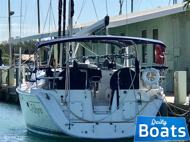 2007 Hunter 49