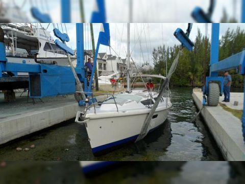 2000 Hunter 320