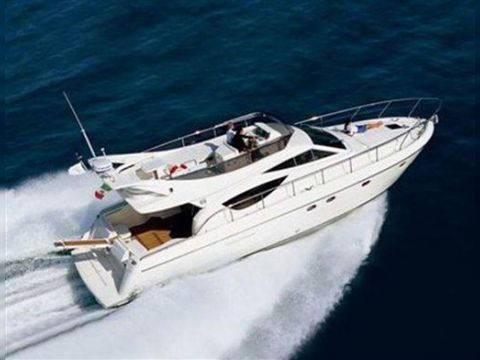 Ferretti 460 Fly