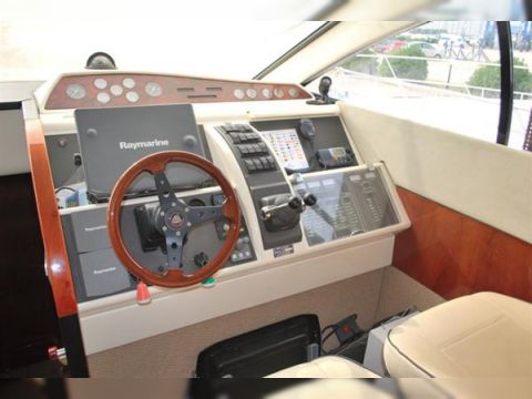 2002 Fairline Phantom 50