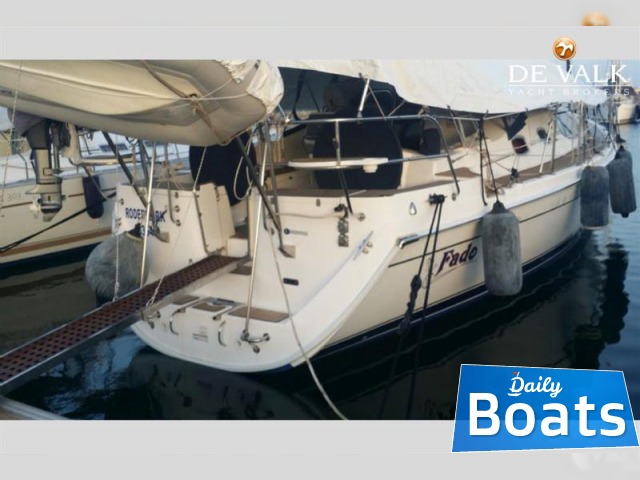 2008 Hunter 45 Deck Salon