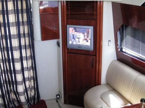 Osta 2005 Fairline Phantom 46