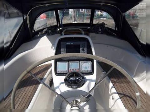 Buy 2006 Bavaria 33