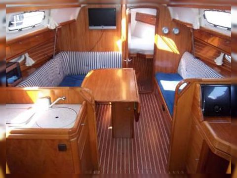 2006 Bavaria 33 for sale