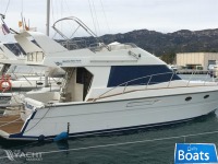 Gold Island motor yacht Aquarius 421