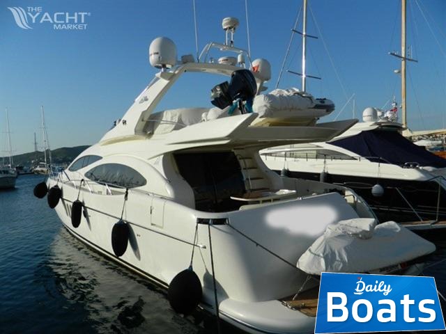 2001 Azimut Plus 68
