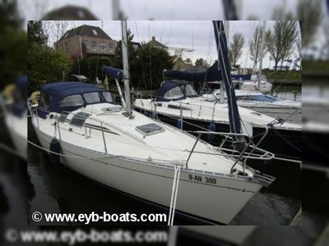 Beneteau First 32S5
