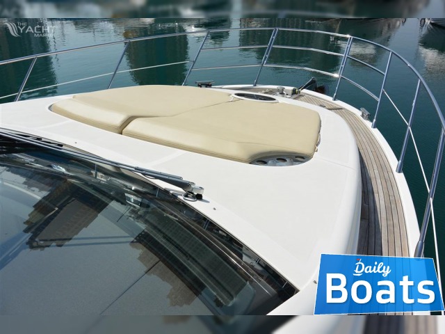 Buy 2010 Azimut 53
