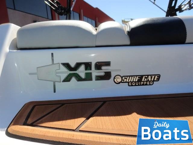 2017 Axis A20
