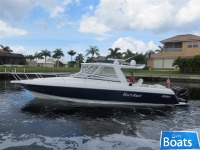 Intrepid 390 Sport Yacht