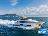 Custom Line Navetta 28