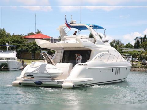 Buy 2004 Azimut 62