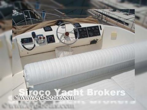 Buy 1991 Azimut 37