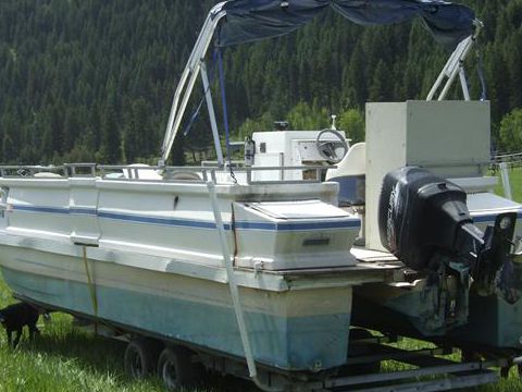  Funway Pontoon