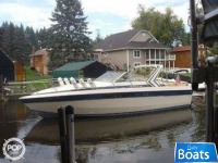 Chris-Craft Commander 332