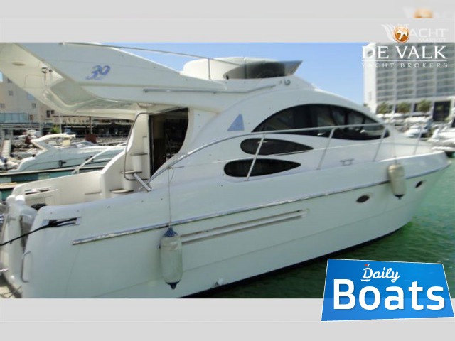 Acquistare 1999 Azimut 39
