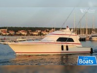 Bertram Yachts 54