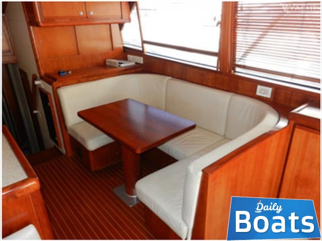 2000 Bertram Yachts 54