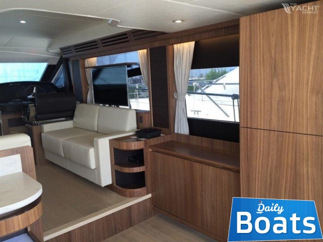 2015 Absolute 52 Fly na prodej