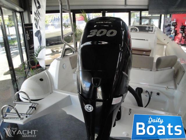 Buy 2017 Blackfin Elegance 8