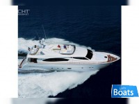 Ferretti Yachts 880