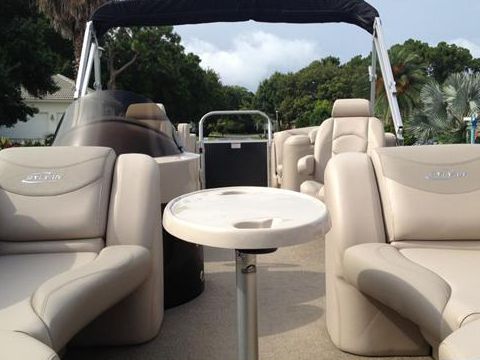 2013 Sylvan 8522 for sale