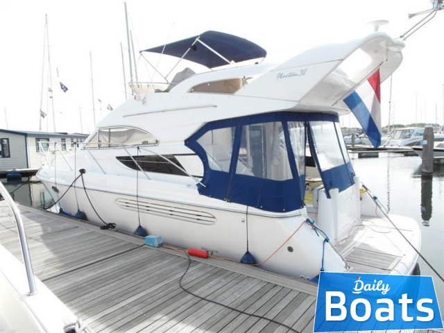 2000 Fairline Phantom 38 for sale