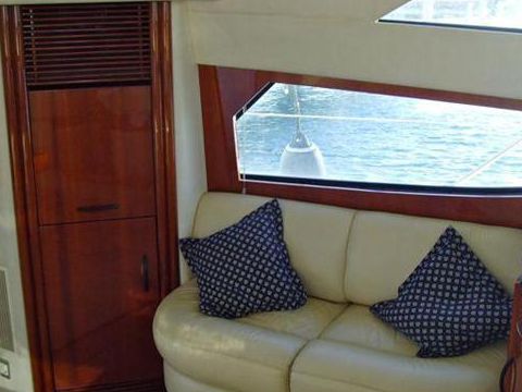 2000 Fairline Phantom 43