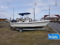 C-Hawk 200 Center Console