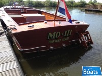 Chris Craft Mariner Wooden Runabout Speedboat Racer