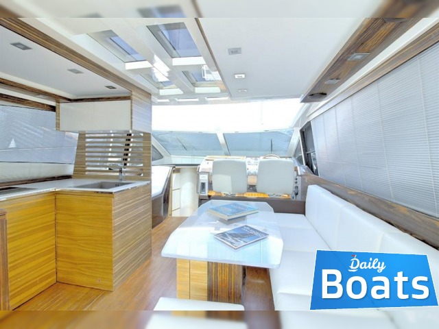 2008 Absolute 52