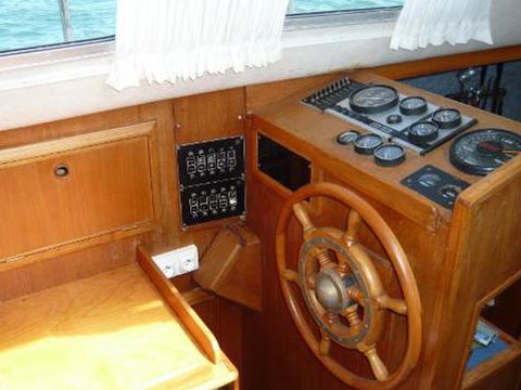 1984 Seastream 34 for sale