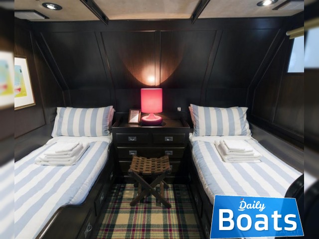 1976 Camper & Nicholsons for rent