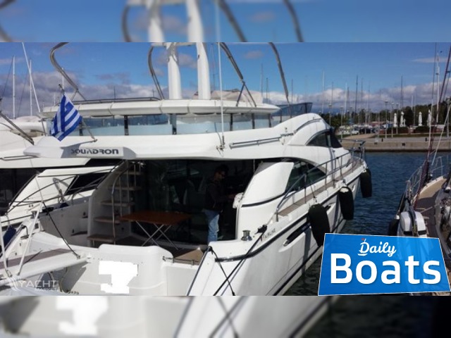 2009 Fairline 58