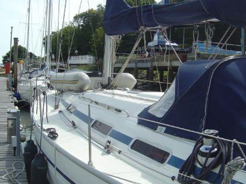 Bavaria 38