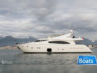 Ferretti 881