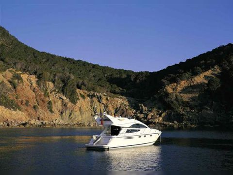 Kupiti Fairline Phantom 40